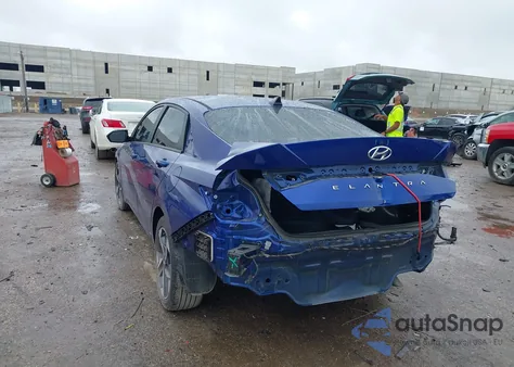 2023 Hyundai Elantra Sel from USA, damaged, VIN 5NPLS4AG8PH102430